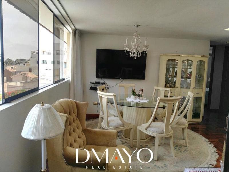 DUPLEX ·  AO. 197m² · AC. 115 m² · 4 Dormitorios, Terraza,  Estacionamiento