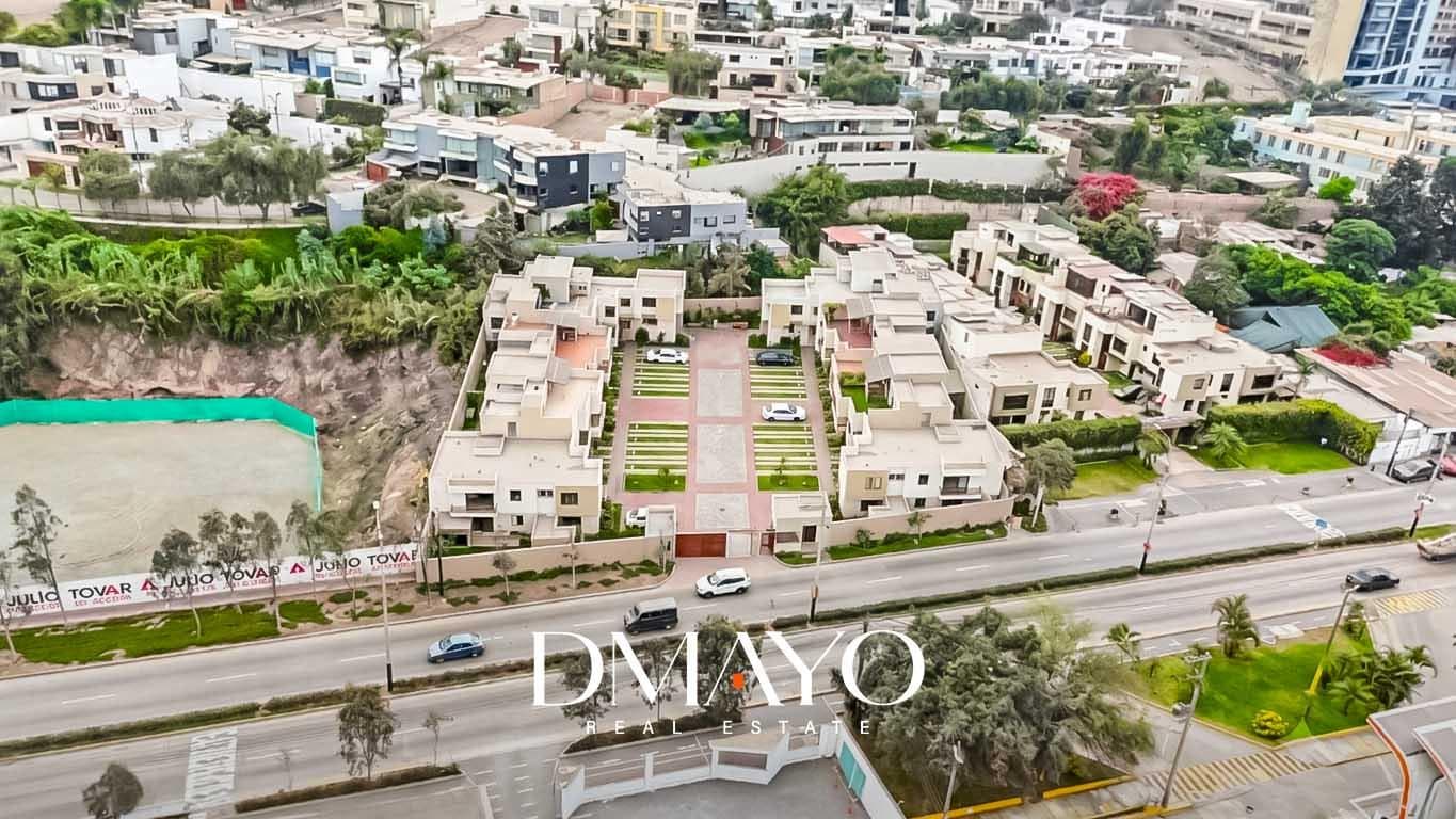 VENTA CASA COMO TERRENO DE 2500M2, 58.3m de FRENTE CON PARAMETROS PARA 5 PISOS — foto 1