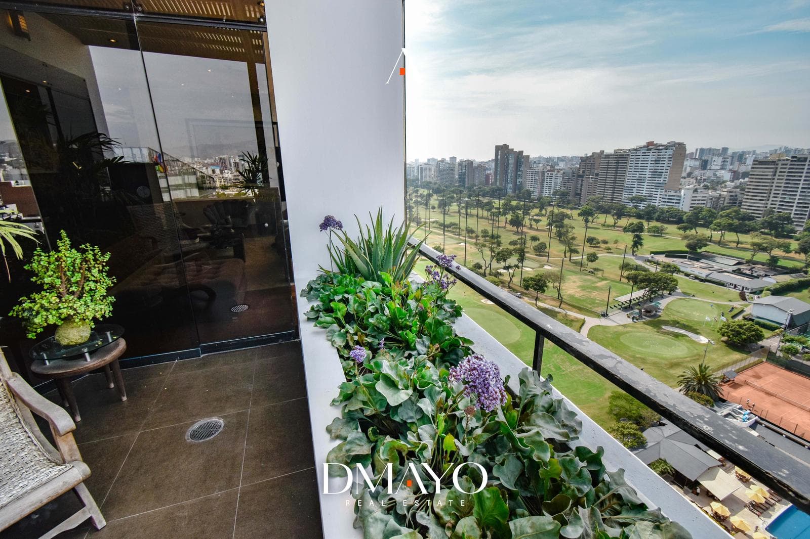 PENTHOUSE TRIPLEX con PISCINA vista al GOLF — foto 10