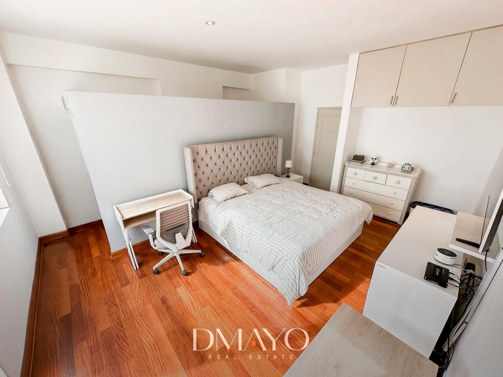 VENTA DE EXCLUSIVO DEPARTAMENTO EN PRIMER PISO CON JARDIN Y  PISCINA URB. ORRANTIA - SAN ISIDRO — foto 3