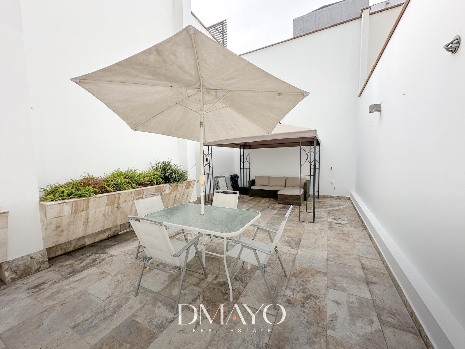 VENTA DE EXCLUSIVO DEPARTAMENTO EN PRIMER PISO CON JARDIN Y  PISCINA URB. ORRANTIA - SAN ISIDRO — foto 12