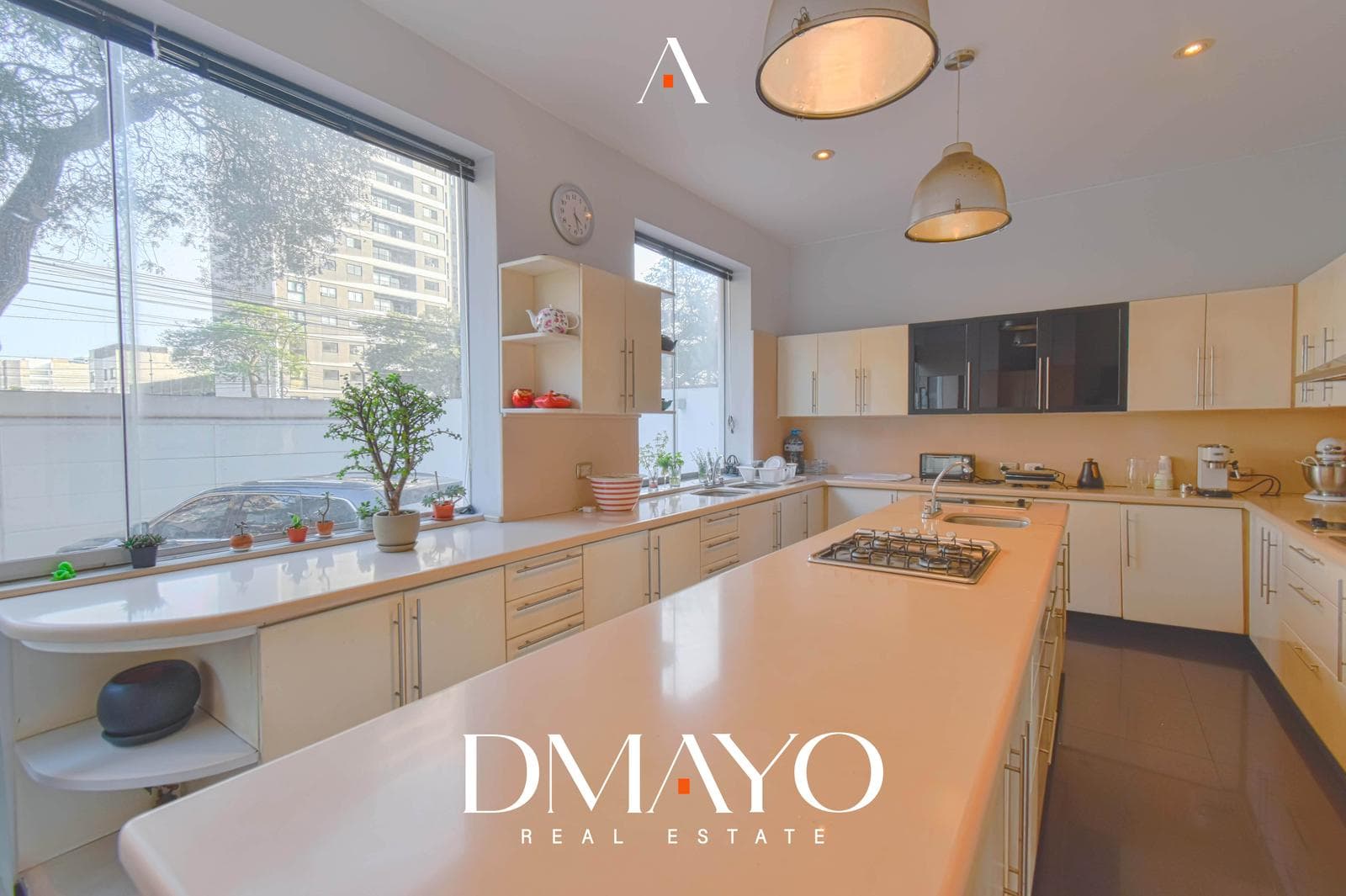 VENTA DE EXCLUSIVO DEPARTAMENTO EN PRIMER PISO CON JARDIN Y  PISCINA URB. ORRANTIA - SAN ISIDRO — foto 13