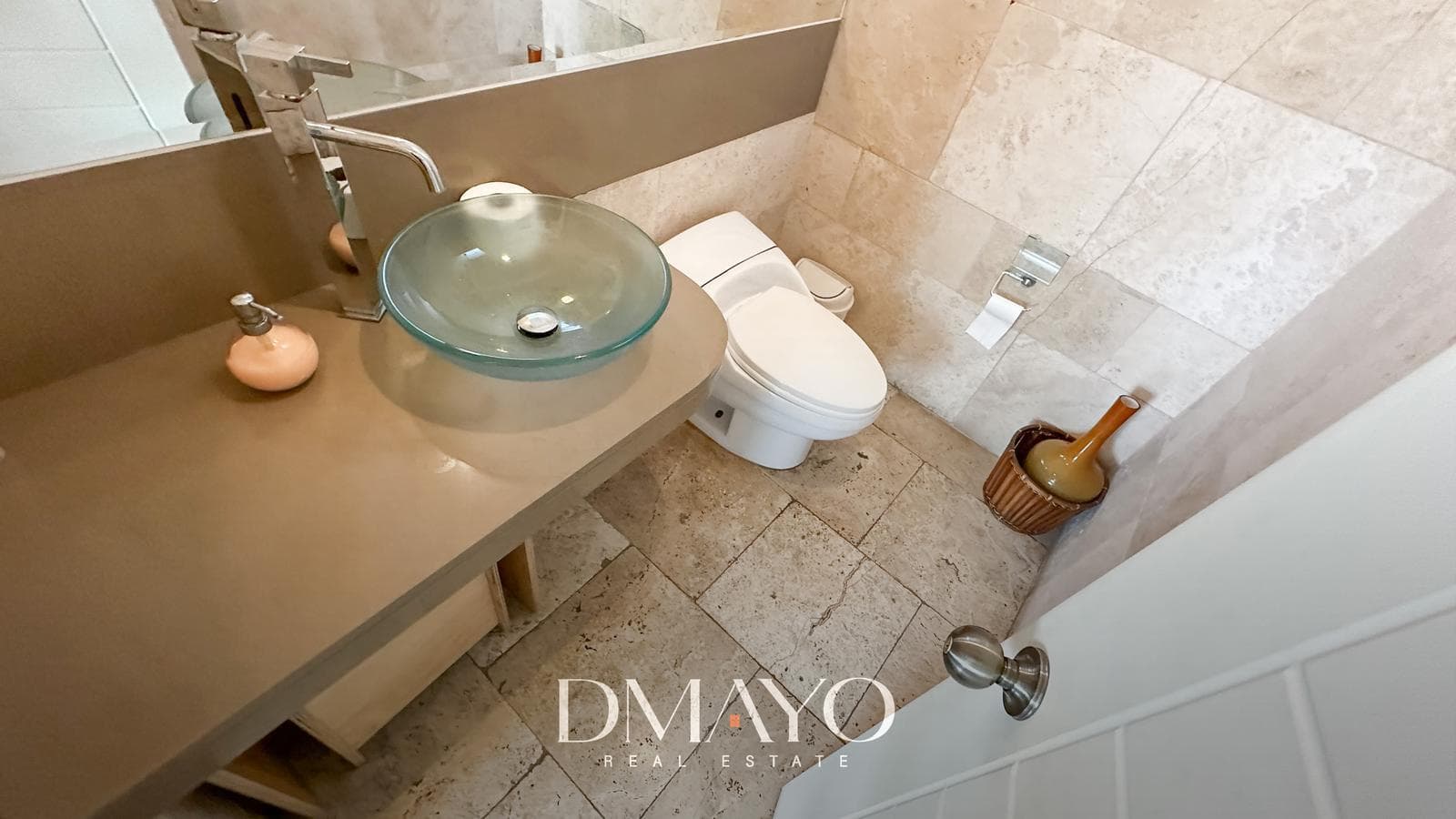 VENTA DE EXCLUSIVO DEPARTAMENTO EN PRIMER PISO CON JARDIN Y  PISCINA URB. ORRANTIA - SAN ISIDRO — foto 30