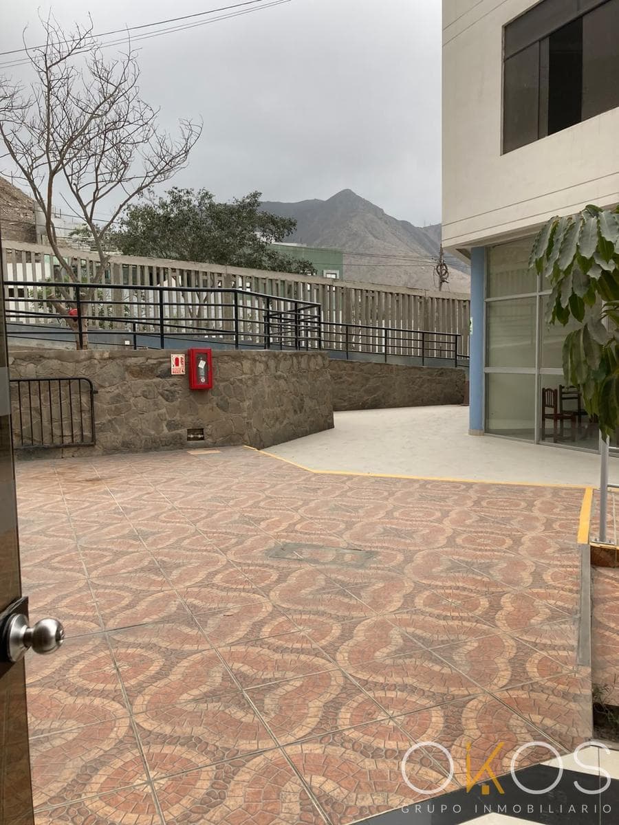 Local Deportivo Multiusos - Ocasion se vende como Terreno — foto 2