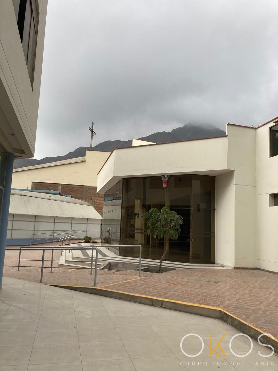 Local Deportivo Multiusos - Ocasion se vende como Terreno — foto 4