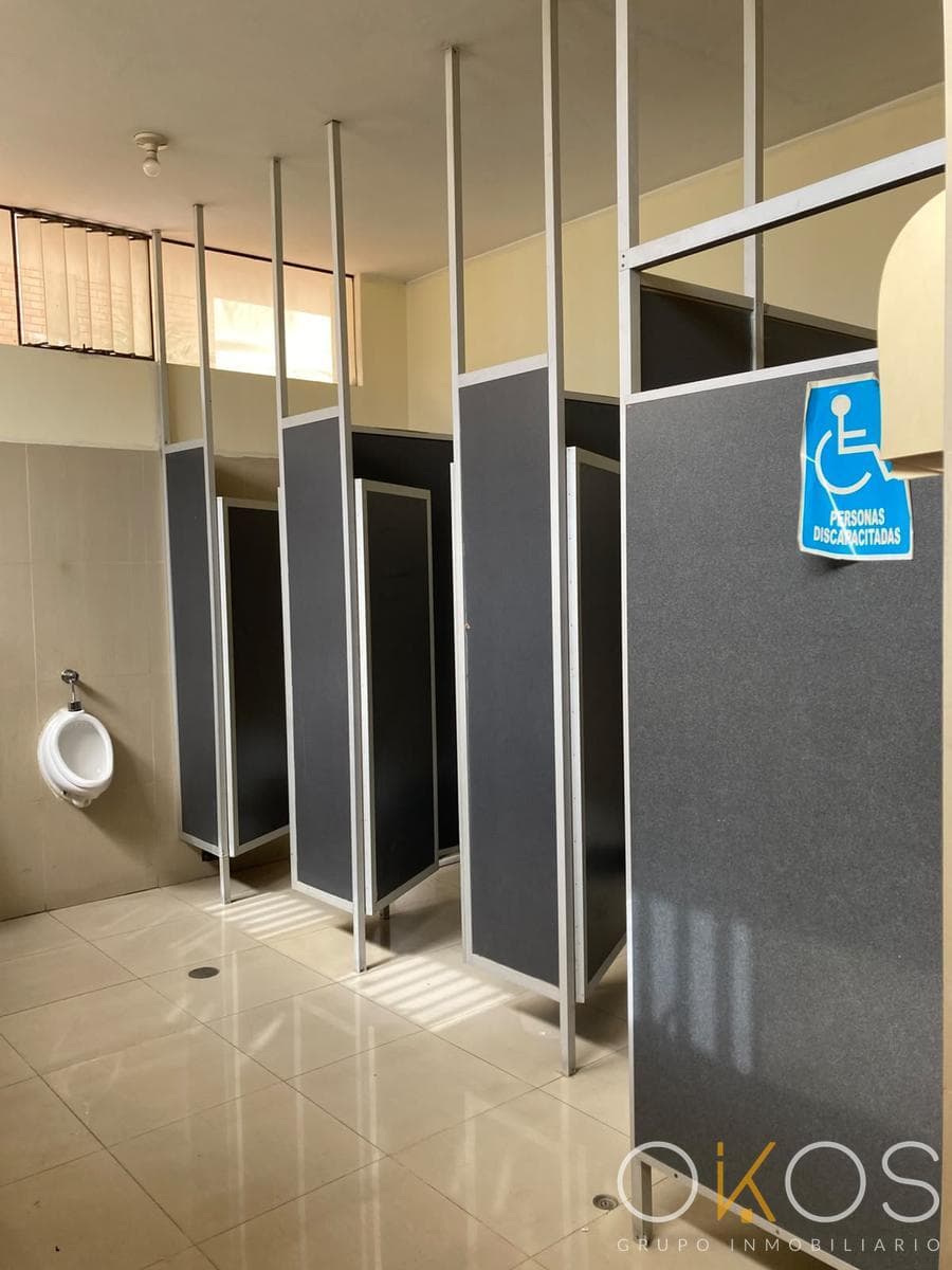 Local Deportivo Multiusos - Ocasion se vende como Terreno — foto 14