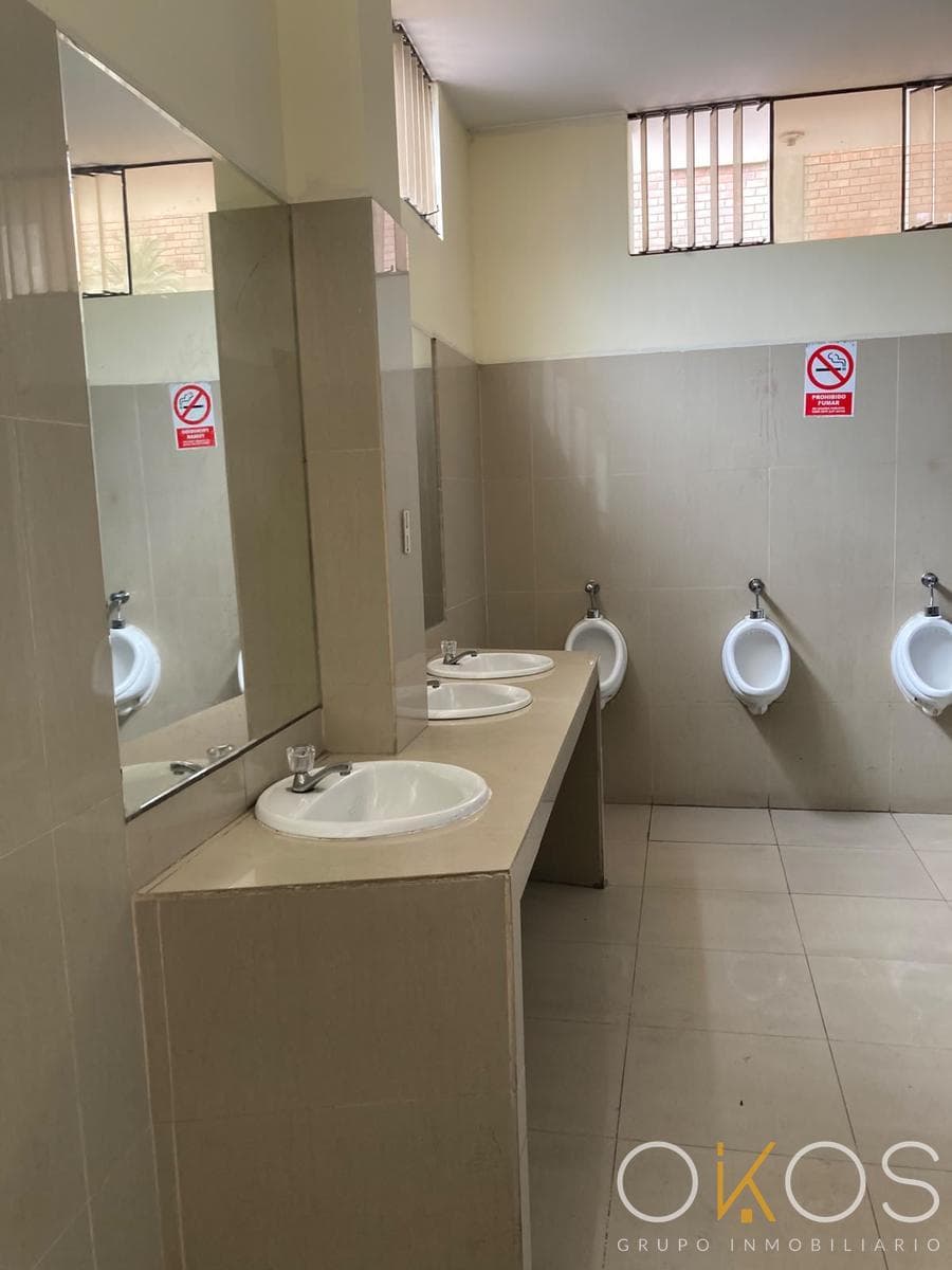 Local Deportivo Multiusos - Ocasion se vende como Terreno — foto 15