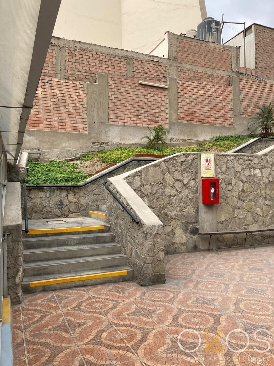 Local Deportivo Multiusos - Ocasion se vende como Terreno — foto 31