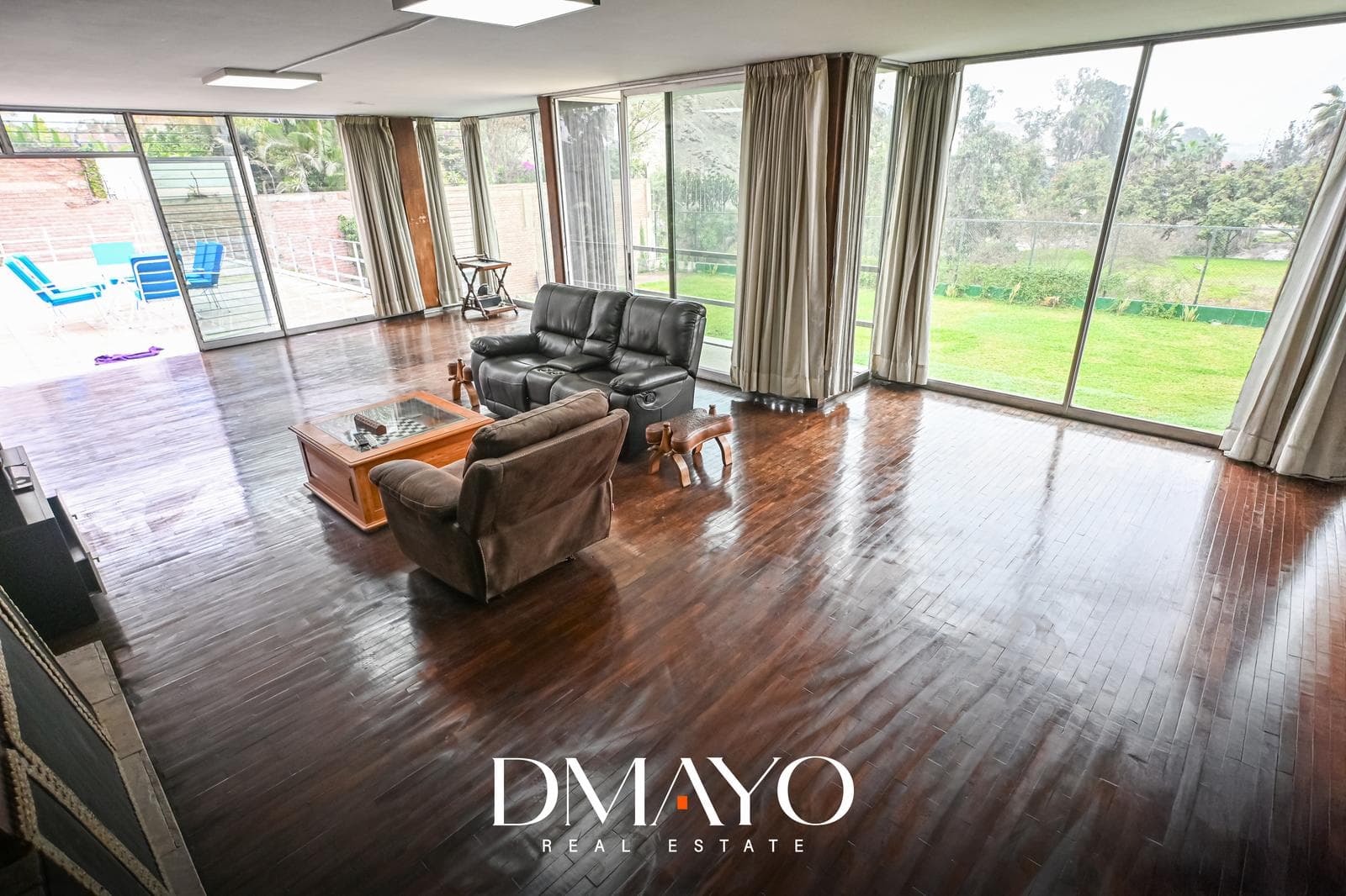 OPORTUNIDAD CASA EN VENTA CON ALTO POTENCIAL 4 DORM PISCINA 3 COCHERAS 1145m² GRAN JARDIN — foto 24