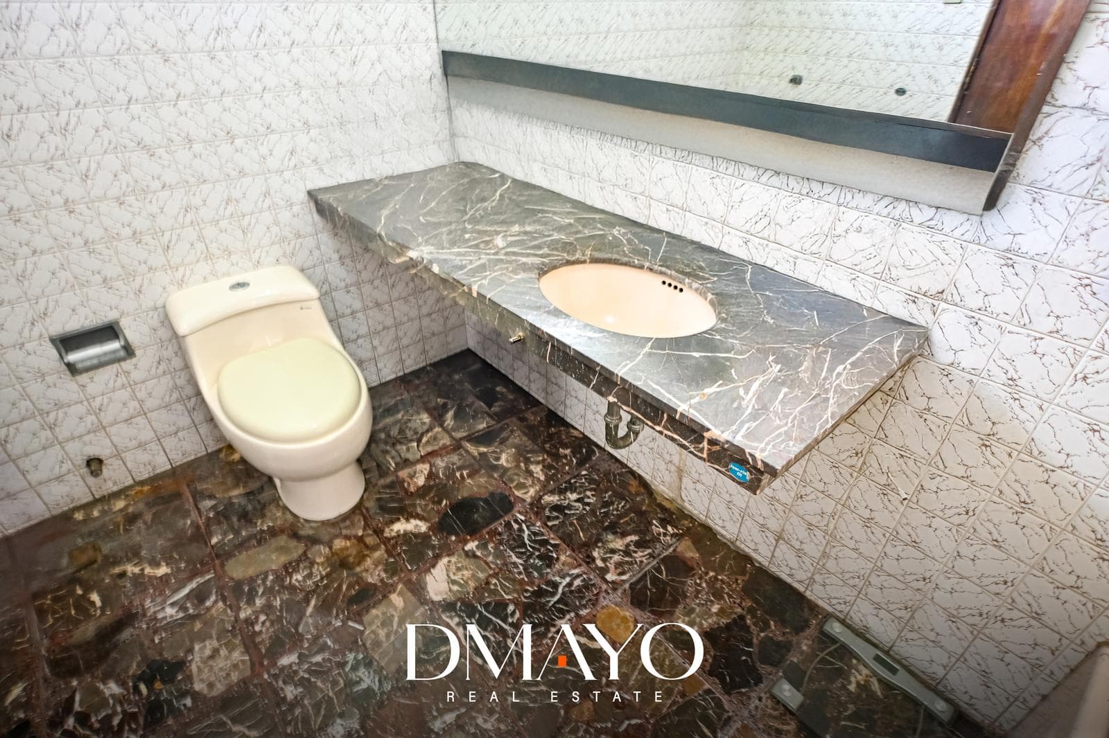OPORTUNIDAD CASA EN VENTA CON ALTO POTENCIAL 4 DORM PISCINA 3 COCHERAS 1145m² GRAN JARDIN — foto 38
