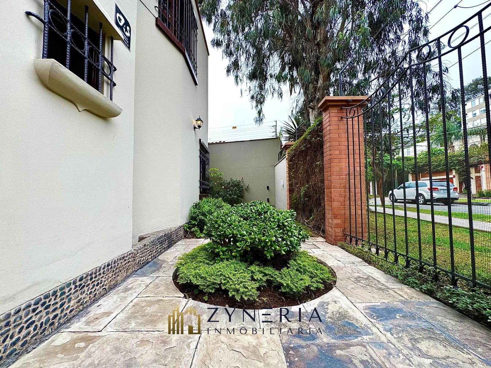 Casa como Terreno en esquina en Surco | Negociable | 460 m² | 3 pisos | Proyecto Multifamiliar — foto 9
