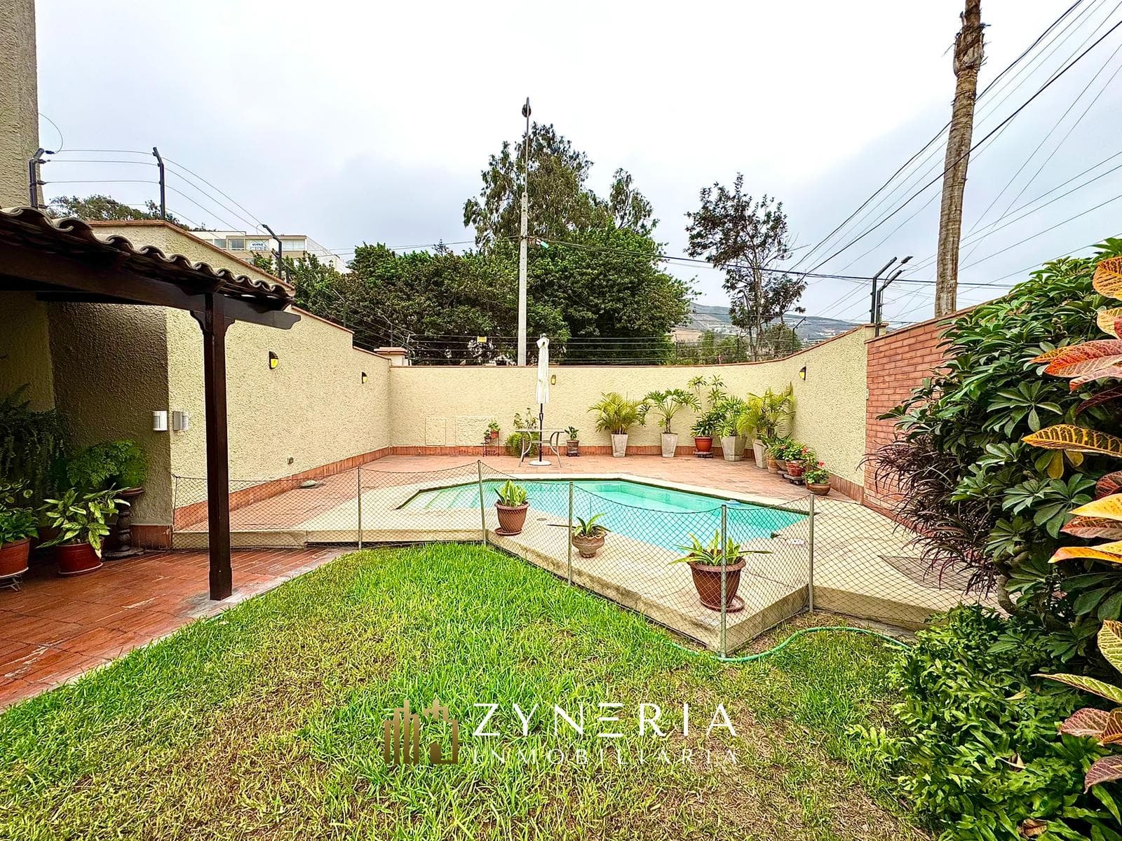 Casa como Terreno en esquina en Surco | Negociable | 460 m² | 3 pisos | Proyecto Multifamiliar — foto 39