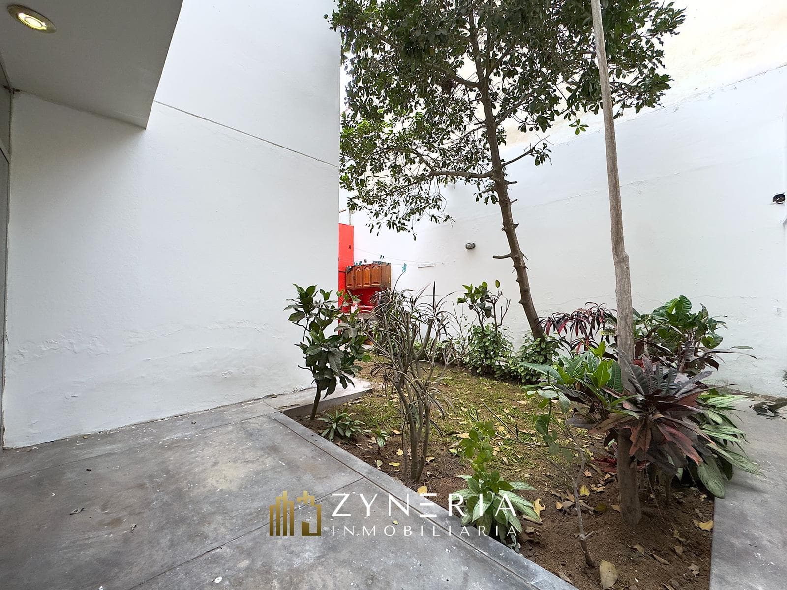 Venta de Casa frente a Parque cerca a Loma Amarilla | Surco — foto 12