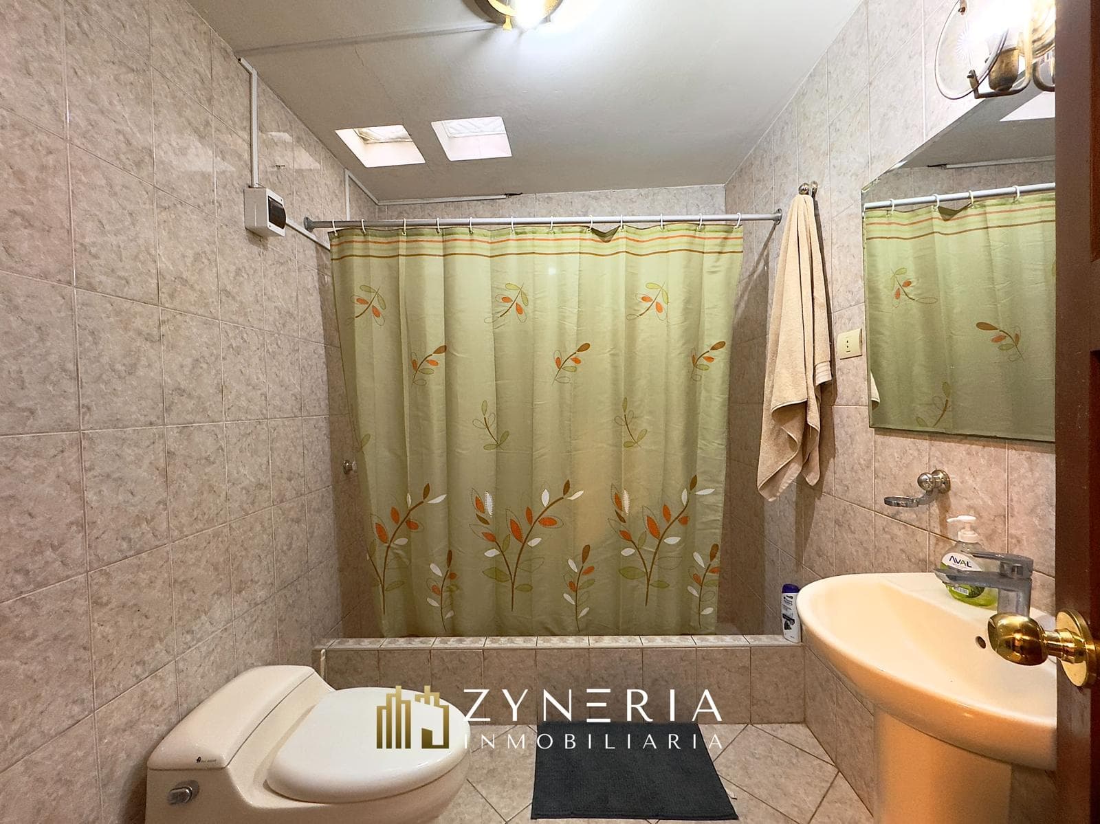 Venta de Casa frente a Parque cerca a Loma Amarilla | Surco — foto 31