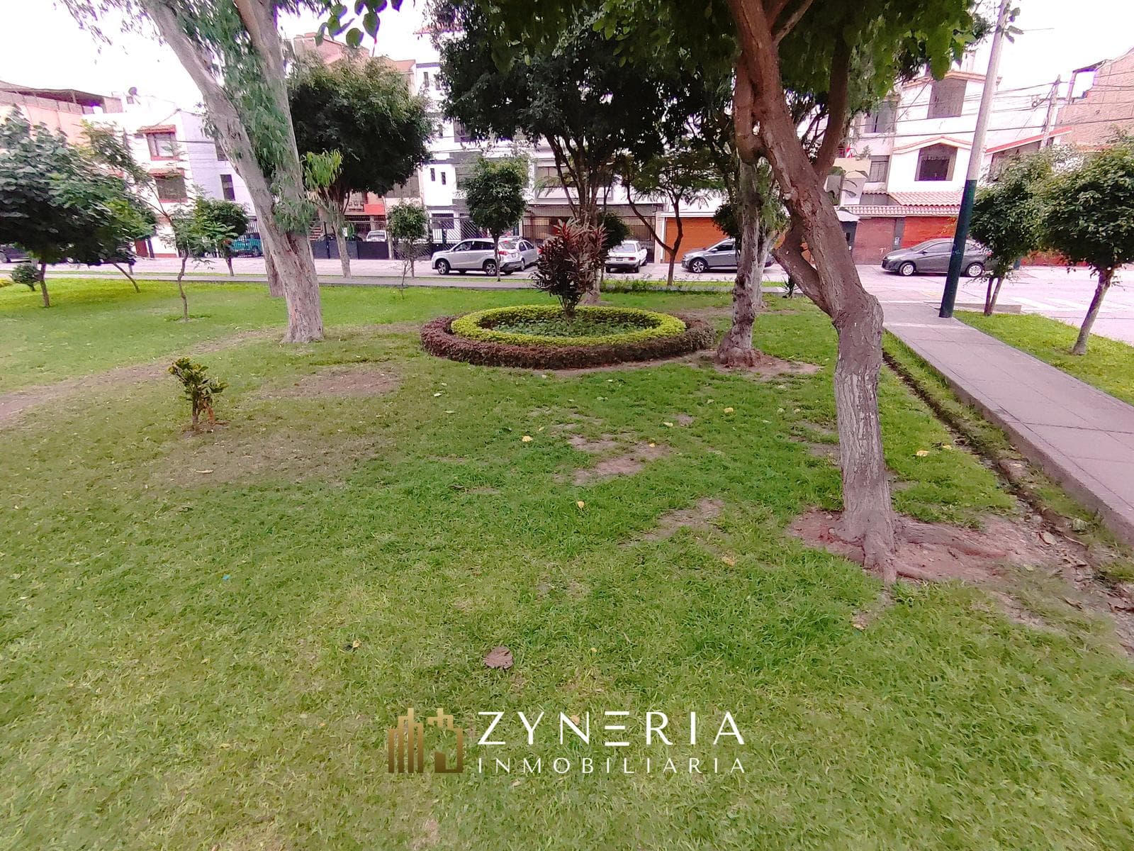 Venta de Casa frente a Parque cerca a Loma Amarilla | Surco — foto 45