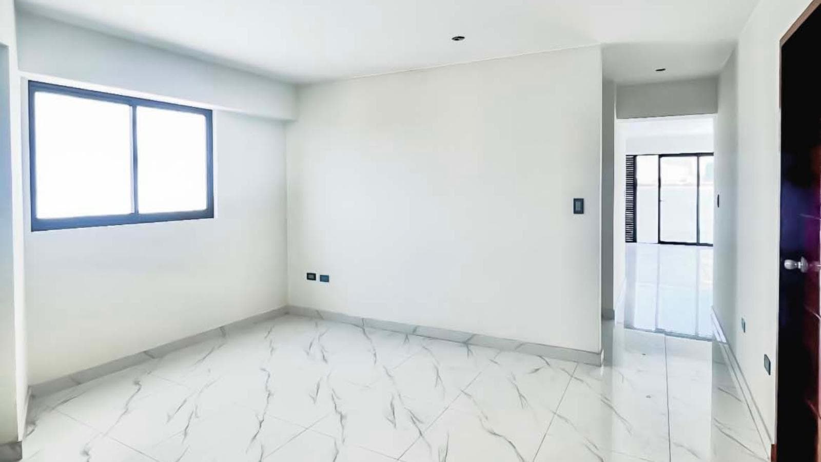 Departamento en venta de 2 dormitorios ubicado en Miraflores cerca a parques — foto 7