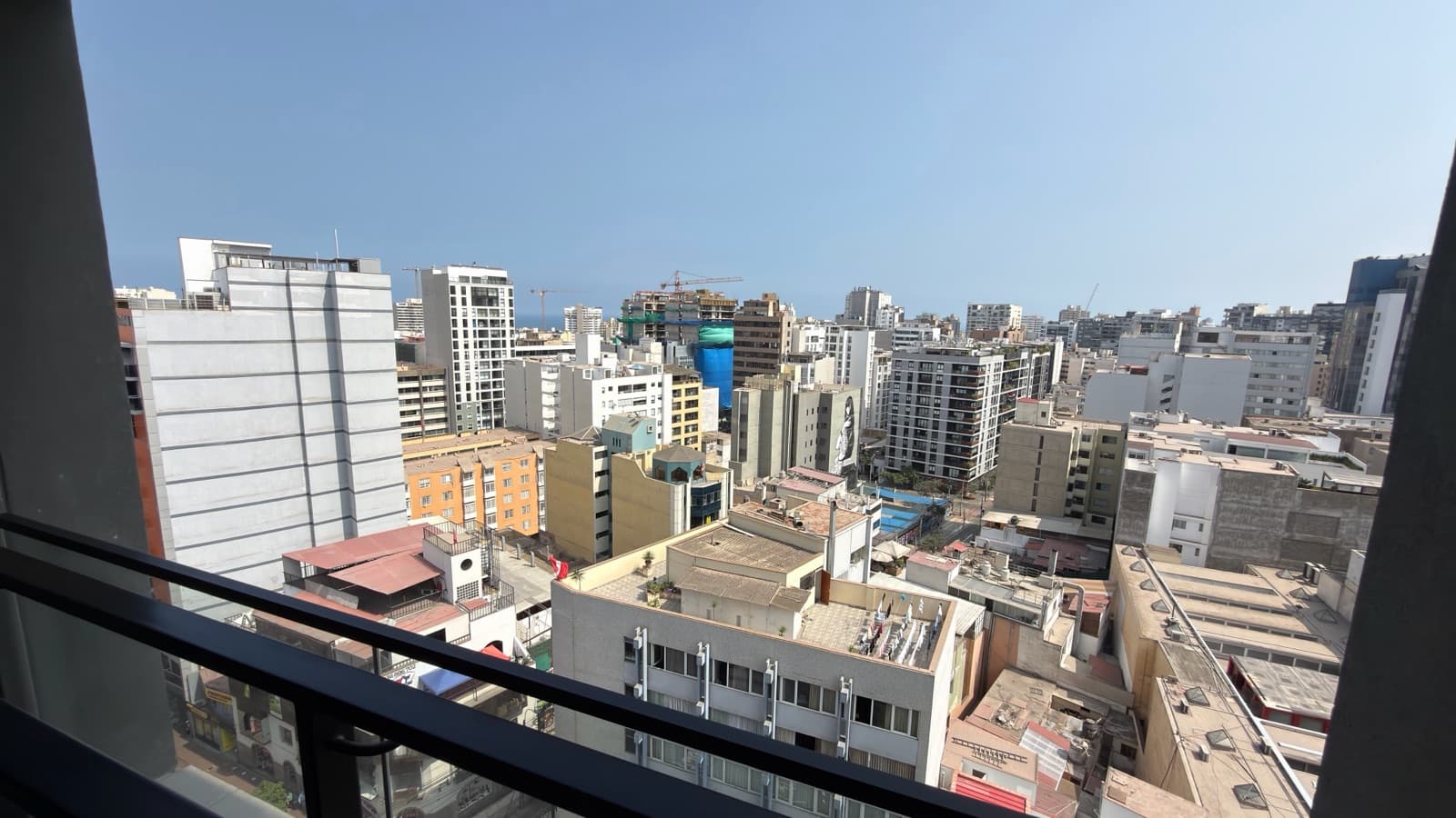 Venta de Dpto - 3 Hab Planta Bja -Areas comunes Miraflores — foto 12