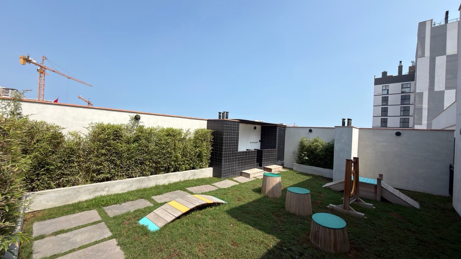 Venta de Dpto - 3 Hab Planta Bja -Areas comunes Miraflores — foto 14