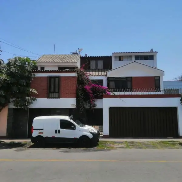 EXCEPCIONAL CASA DE  PISOS CON VISTA AL PARQUE — foto 5
