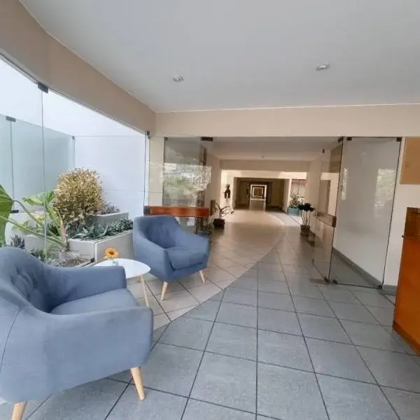 Vive en el Corazn de Miraflores  Departamento en Venta cerca del Malecn — foto 8