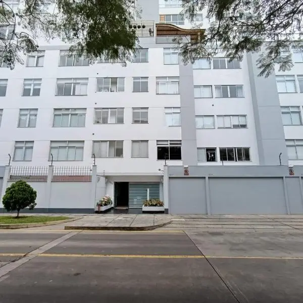 VENDO HERMOSO DEPARTAMENTO CERCA AL OLIVAR EN SAN ISIDRO — foto 5