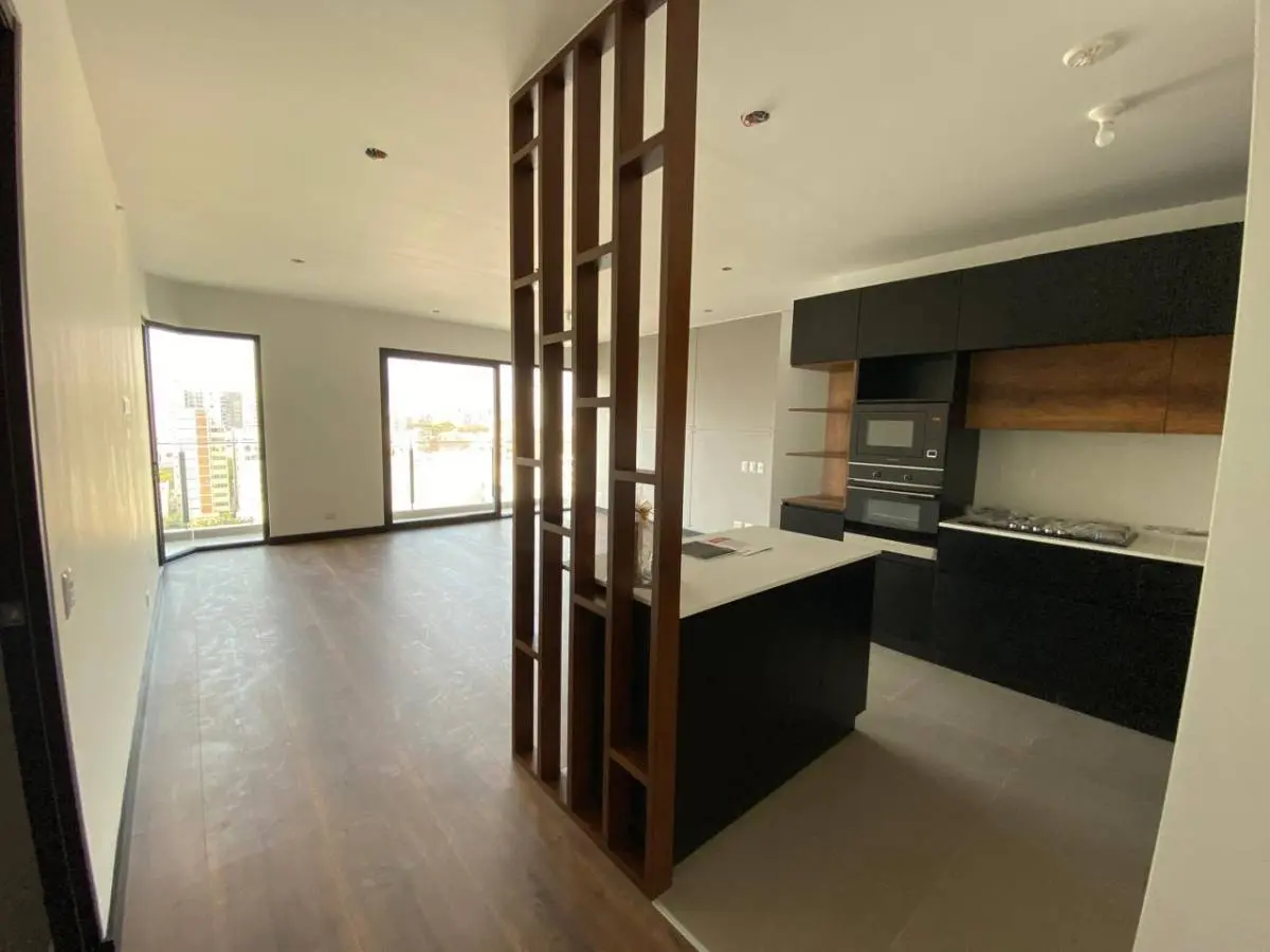 Oportunidad Exclusiva en San Isidro: Moderno Departamento de Lujo — foto 13