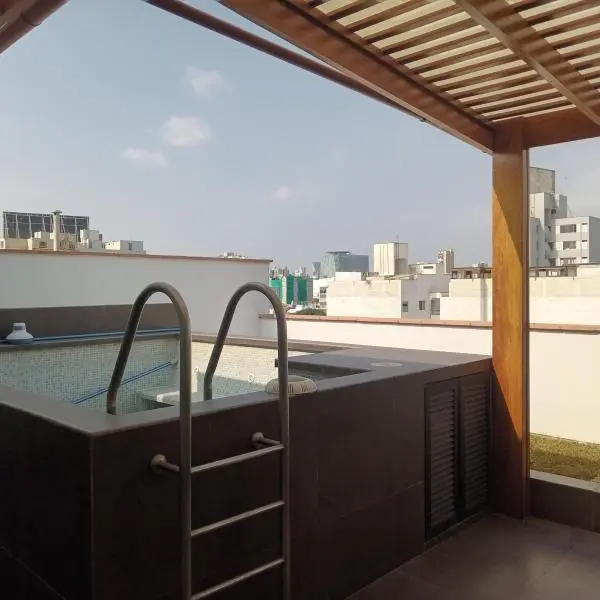 REMATO DEPARTAMENTO DUPLEX CON PISCINA EMBAJADA DE BRASIL MIRAFLORES — foto 5