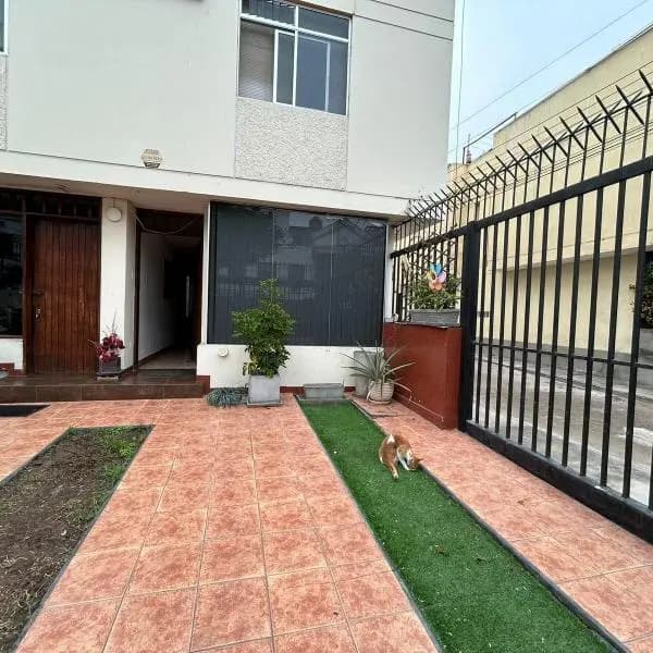 Casa a pocas cuadras del Malecn de la Marina — foto 8