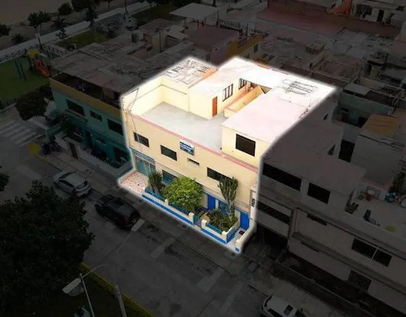 Casa de  Pisos Vista al Parque y al Mar No te pierdas esta Oportunidad — foto 9