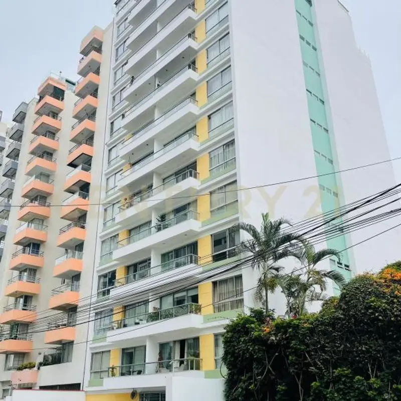 Oportunidad Departamento de d con balcn exterior en Juan de Aliaga — foto 6
