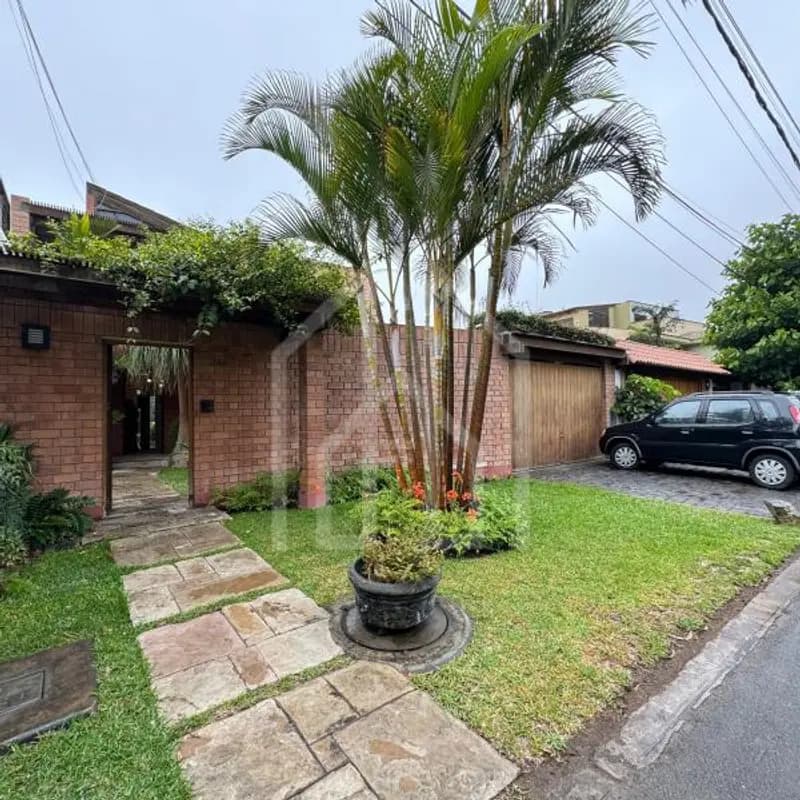 Bella Casa en Venta Frente a Parque en Condominio Cerrado — foto 6