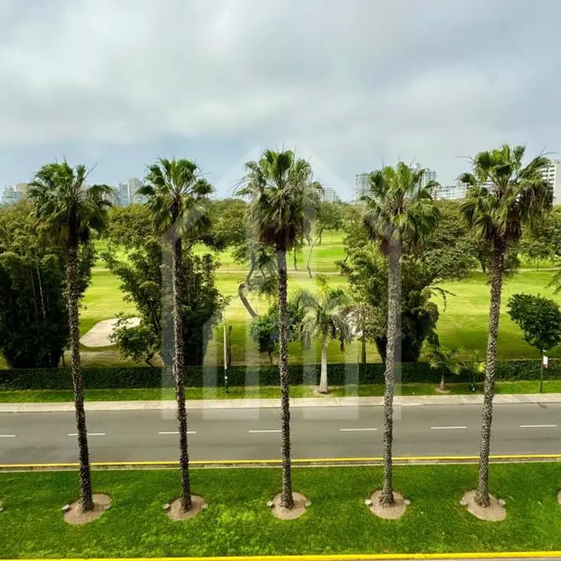 Excelente Flat en Venta con Espectacular Vista al Golf — foto 6