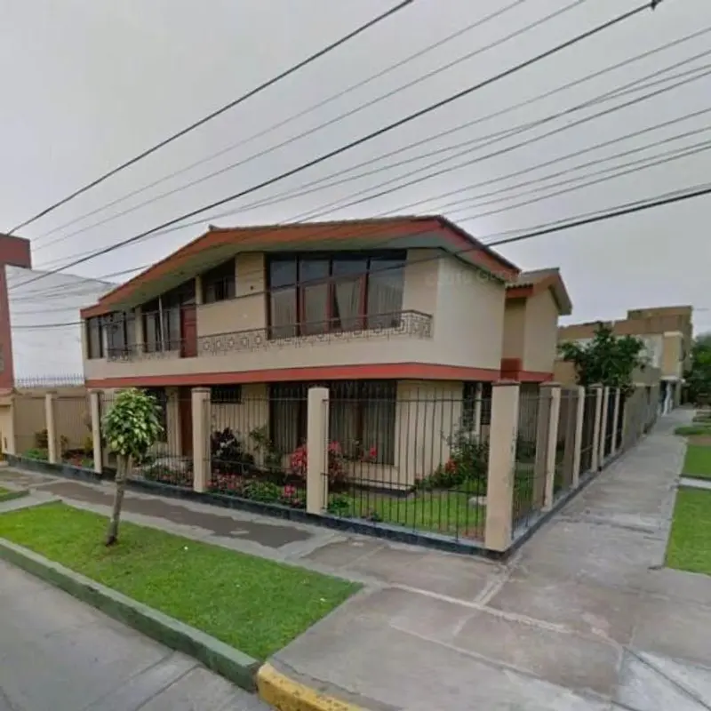VENDO CASA  TERRENO CON ALTO POTENCIAL PARA PROYECTO INMOBILIARIO — foto 6