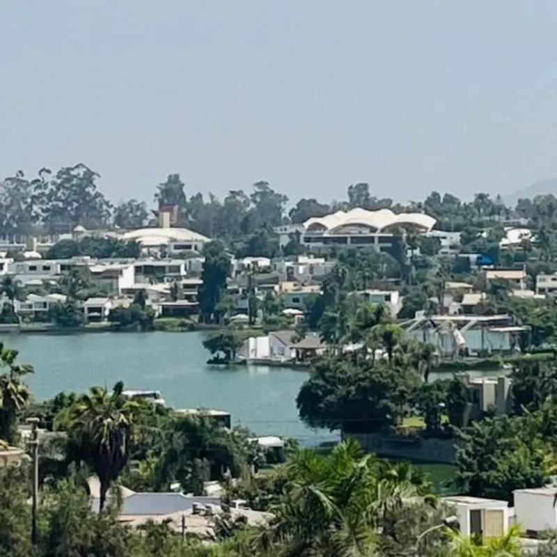OCASION HERMOSA CASA CON PISCINA Y ESPECTACULAR VISTA A LA LAGUNA — foto 6