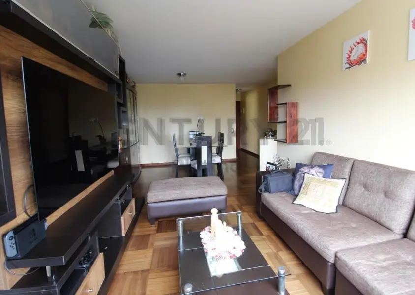 Ocasion! Se Vende Lindo Departamento en Bonita Zona Frente a Parque — foto 13