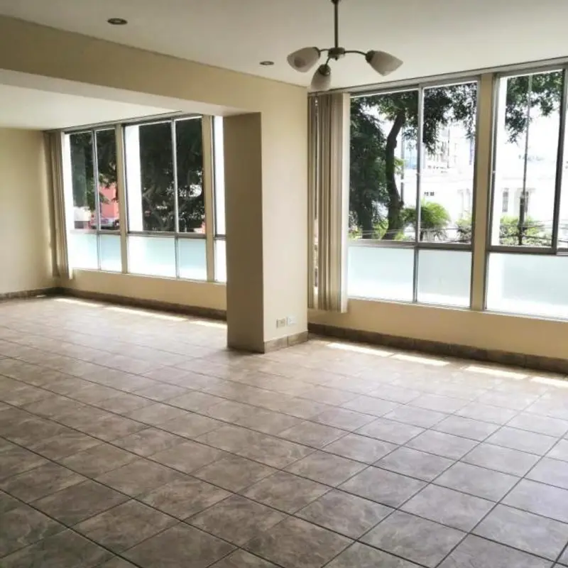 Tu Nuevo Hogar  m en Av Pardo   Cocheras — foto 6