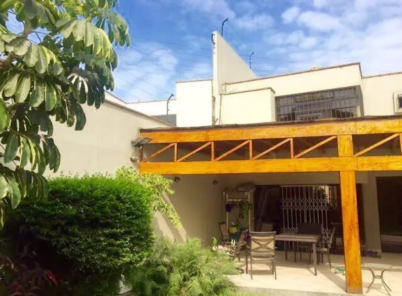 Oportunidad: Casa en buena ubicación Residencial. — foto 11