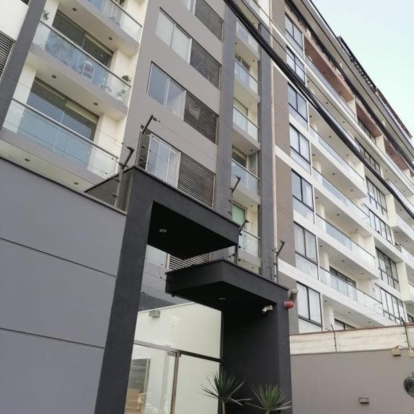 Exclusivo Departamento en Valle Hermoso Surco