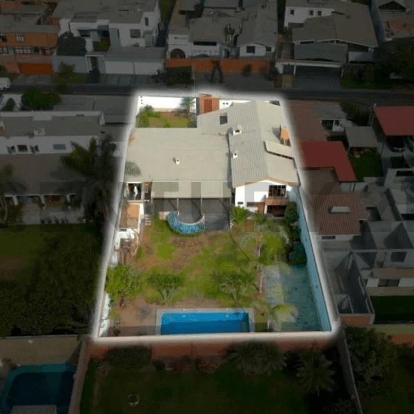 VIVE COMO TE MERECES CASA DE ENSUEO CON PISCINA EN LA MOLINA