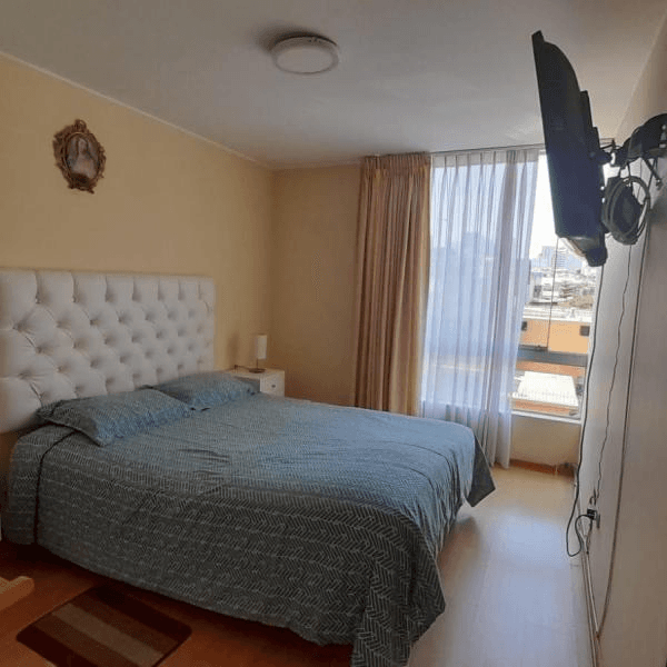 Se Vende AMPLIO Departamento De M m de Azotea en Lince limite Con San Isidro