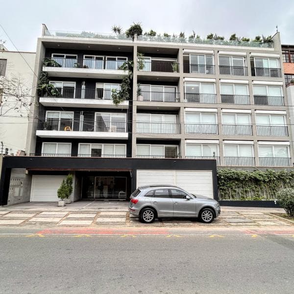 Vendo Flat de m en Chacarilla Surco