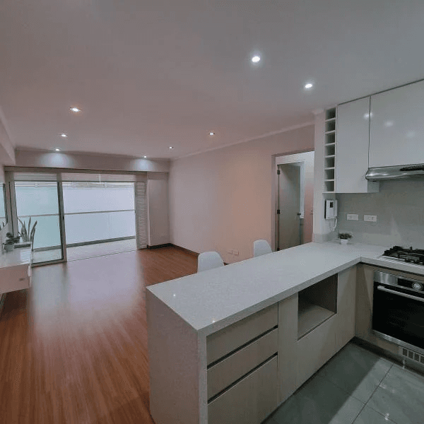 Dpto en excelente zona de Lince en lmite con San Isidro