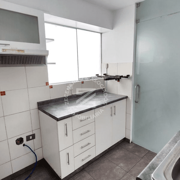 SE VENDE LINDO DPLEX CON AMPLIA TERRAZA SOCIAL EN SURCO LMITE CON BARRANCO