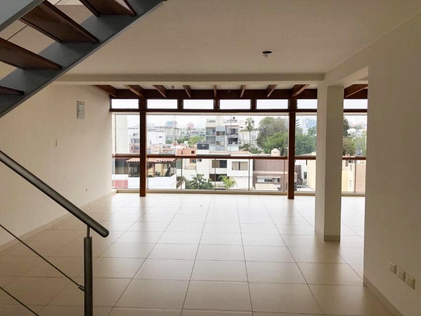 Dúplex en Manglares Surco límite con Miraflores