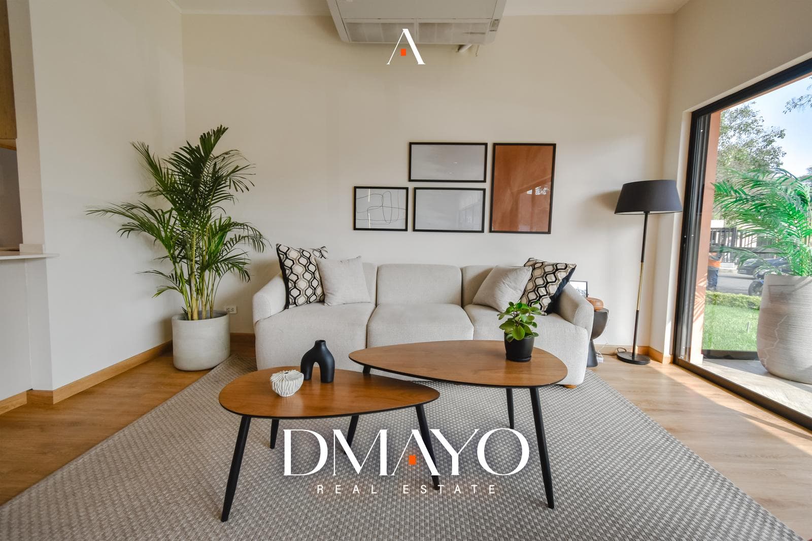 Exclusivo departamento dúplex en venta de 4 dormitorios en La Molina frente al Parque Fátima